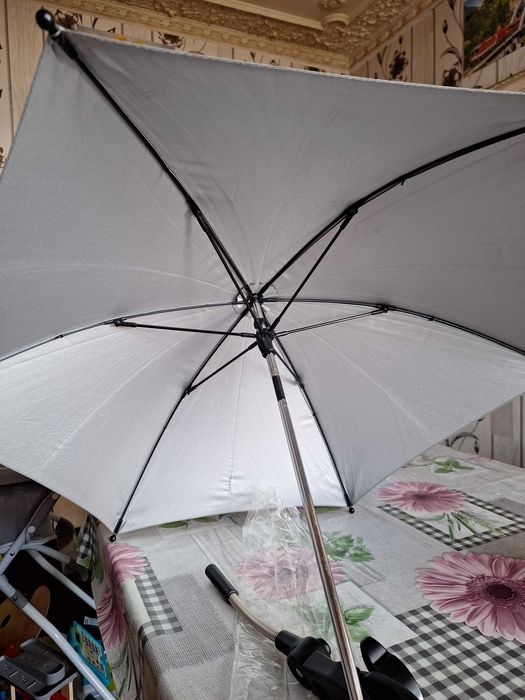 Чадър за количка и колан за прохождане