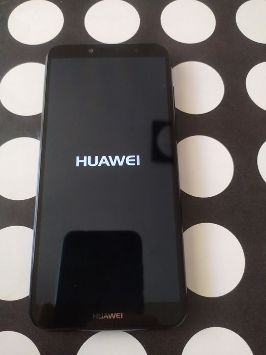 СУПЕР ЦЕНА!! Телефон Huawei Y6. Много запазен.