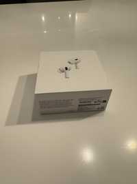 Кутия за слушалки Apple airpods Pro
