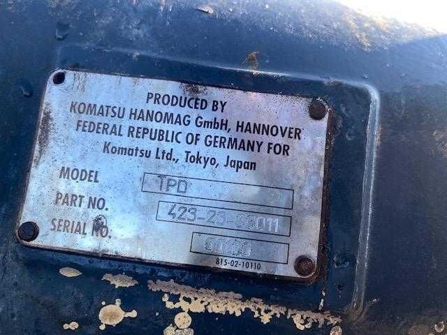 Punti pentru incarcator frontal KOMATSU WA380-6