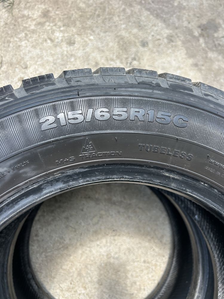 215 65 15 C Petlas MS