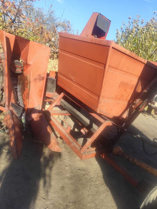 Vând culegatoare porumb SIP ECO 3500