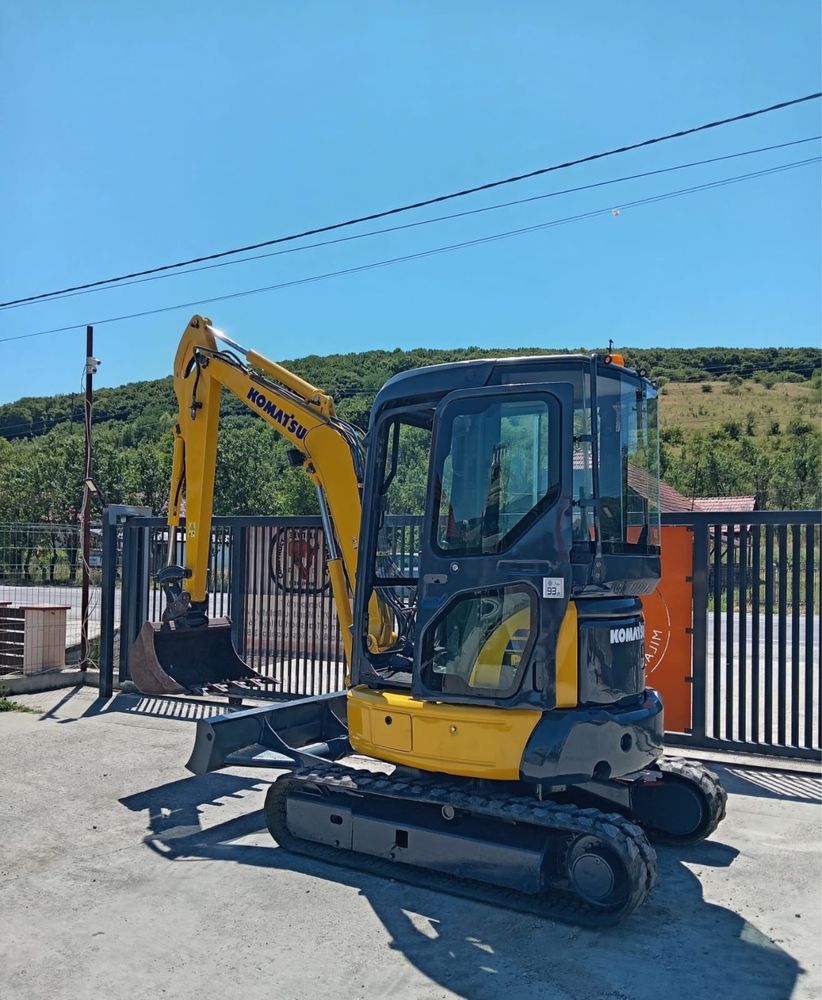 Miniexcavator komatsu 3500 kg
