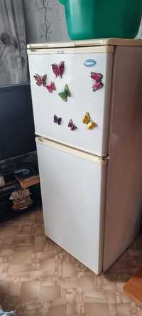Продам Холодильник и Газовую плитк