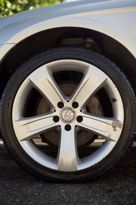 Jante cu anvelope roți Mercedes 245 40 R18 originale