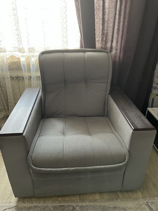 Продам диван +2 кресла