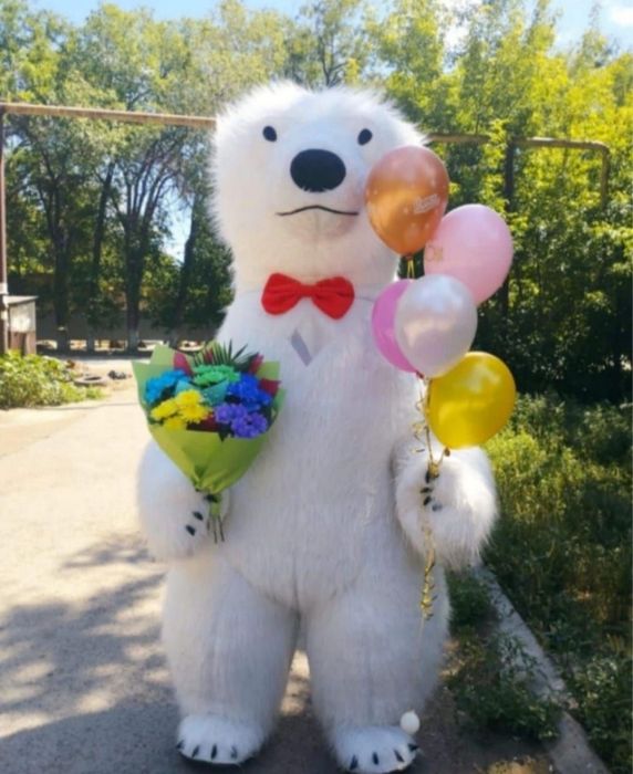 Поздравление белого медведя