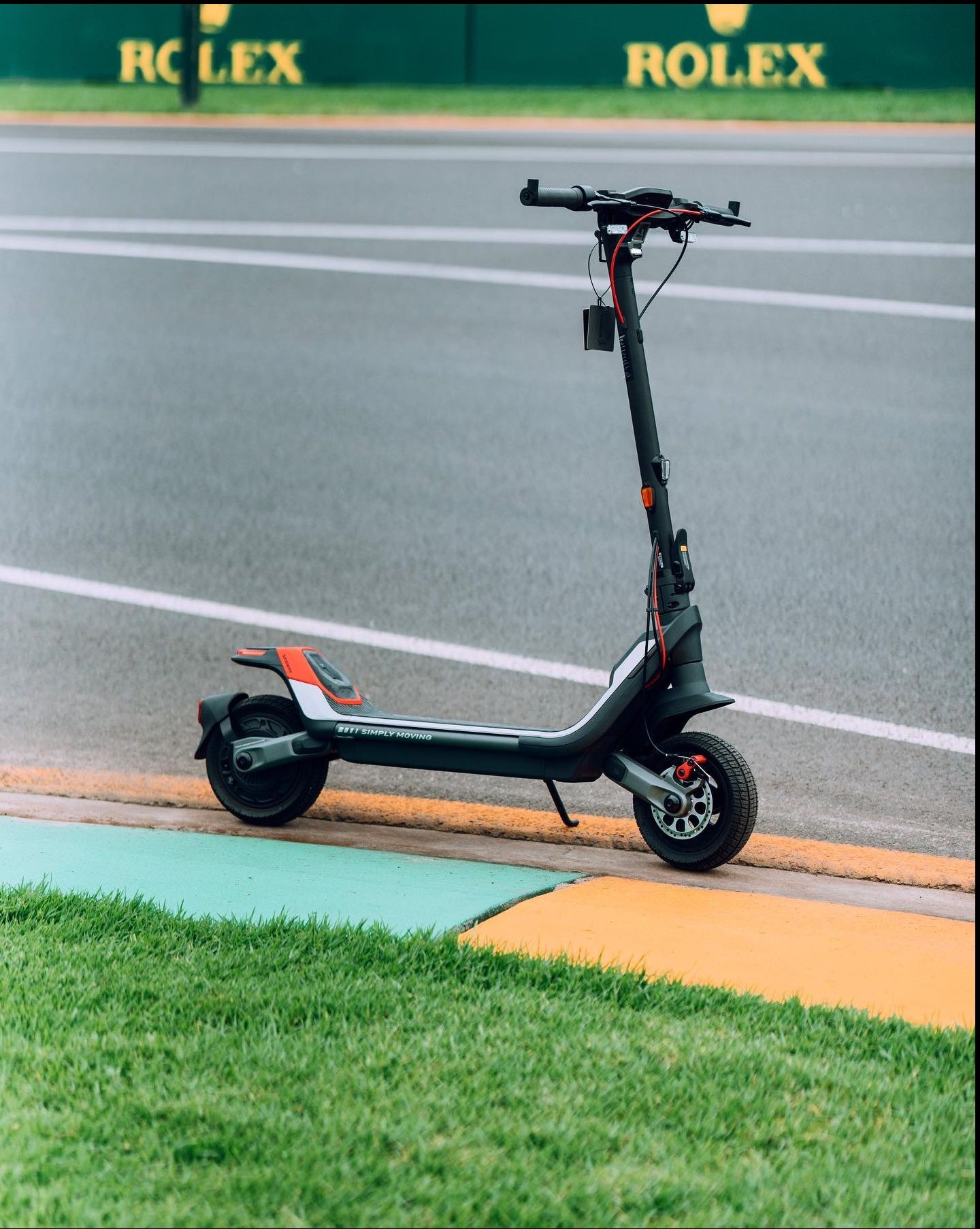 Скоростной-элекстросамокат segway p100s topspeed в идеальном состоянии
