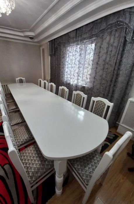Стол + стулья  16 штук