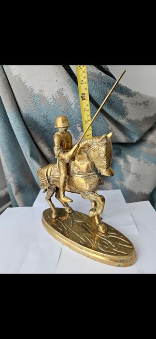 Cavaler din bronz !