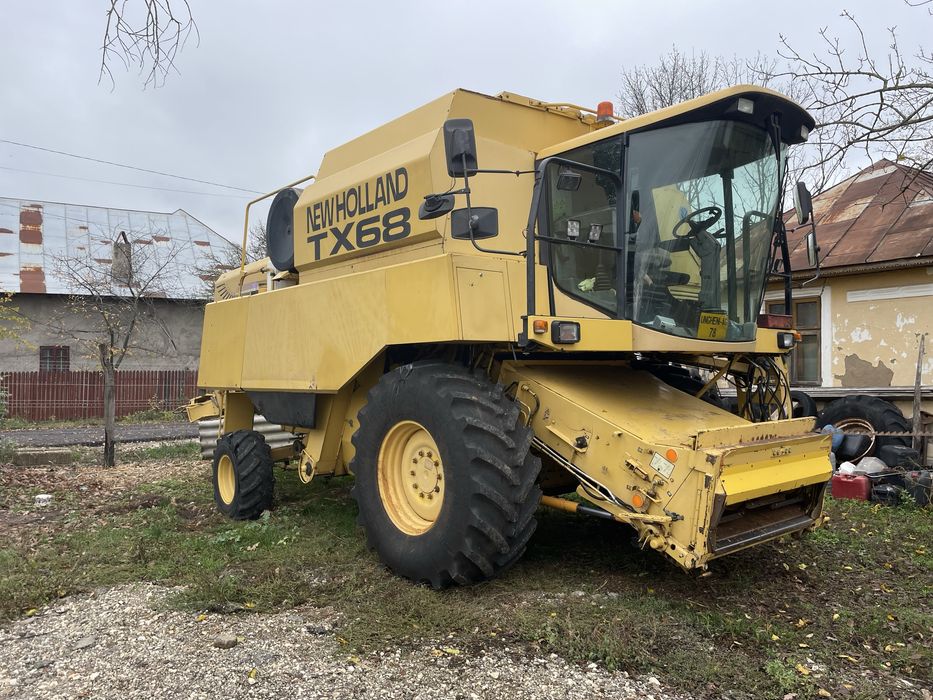 Combina New Holland TX 68
