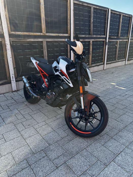 ktm duke 125cc BMW Honda Kawasaki Yamaha