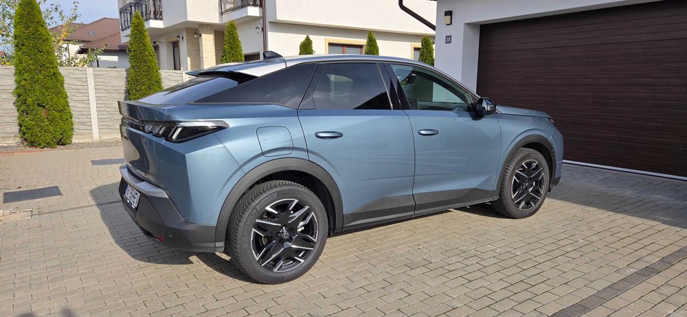 Peugeot 3008 Hybrid 145 e-DSC6 Allure, 11.000 km, garantie 2028