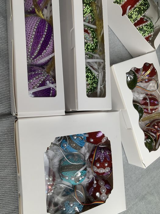 Seturi unicate cu globuri