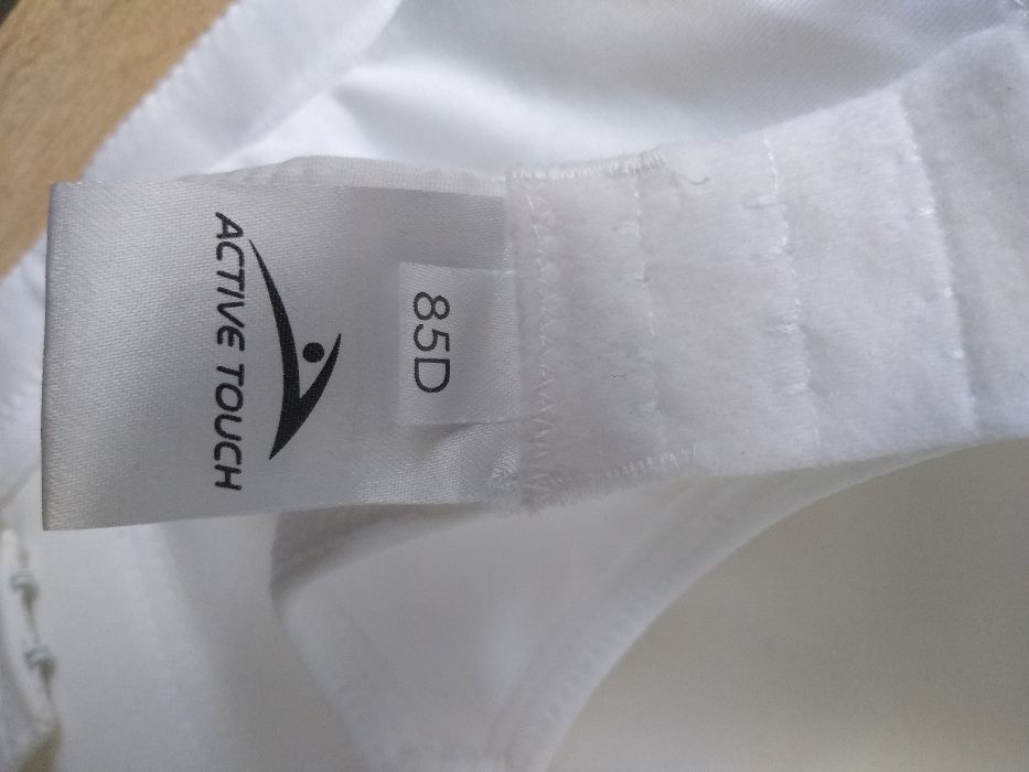 Crone/Nike спортни сутиени и бюстие