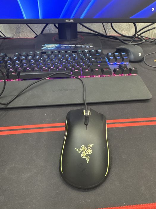 Продам мышку razer в хорошом качестве