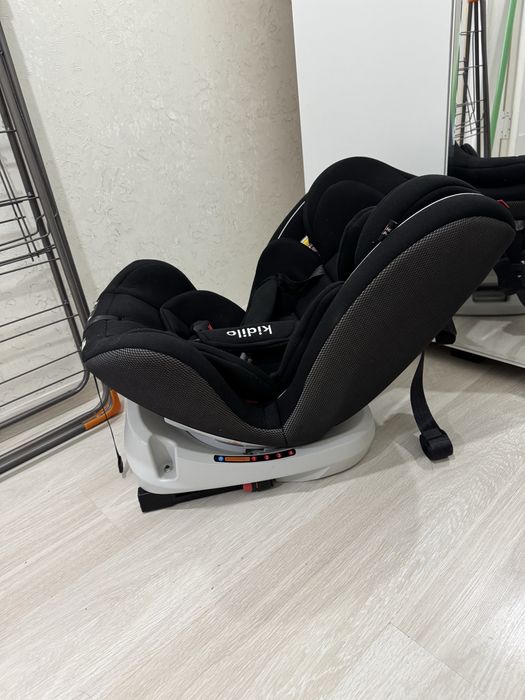 Автокресло для детей продается