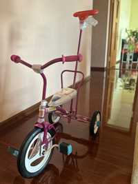 Продам новый велосипед Балдырган в розовом цвете.