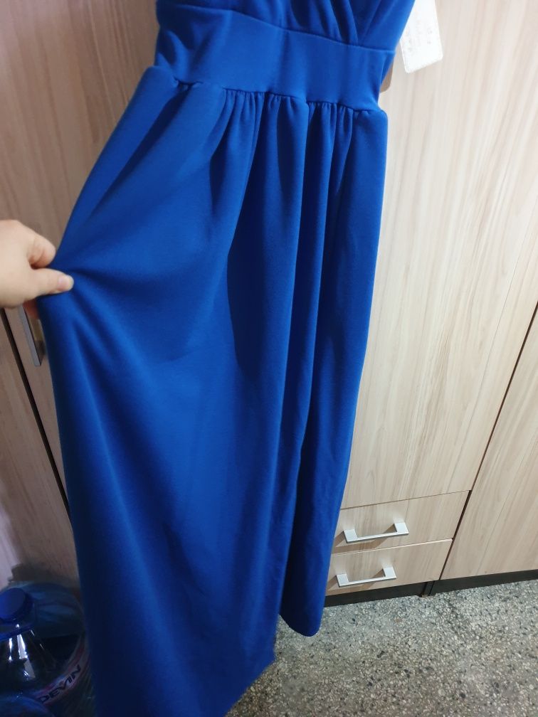 Официална рокля Л размер