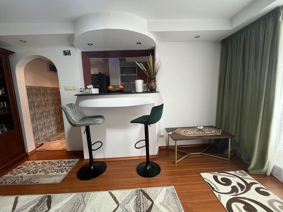 Apartament de inchiriat cu 2camere etaj 3  stradă Retezatului CTurzii