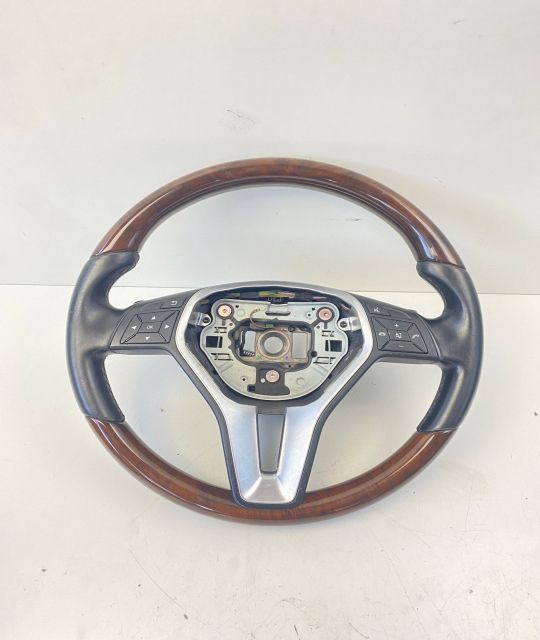 Volan cu comenzi Mercedes-Benz CLS-Class C218/X218