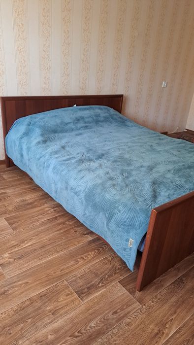 Кровать двуспальная