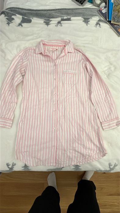 Victoria’s secret нощница/пижама