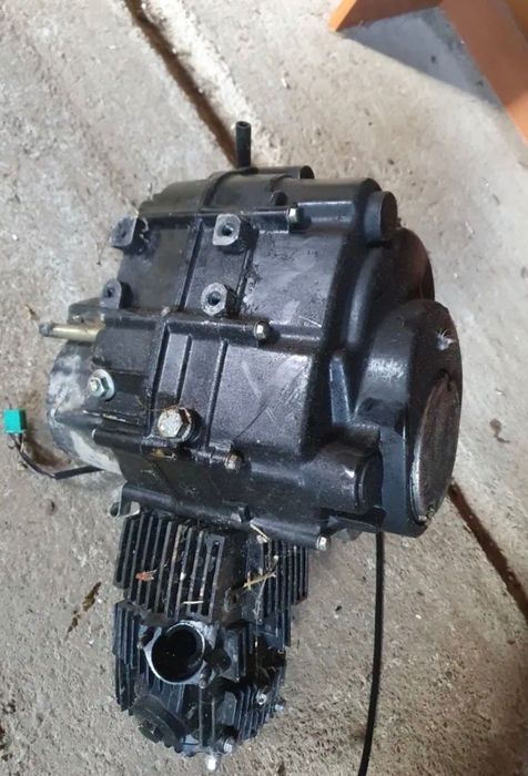 Vând motor de atv 125cc in stare perfectă