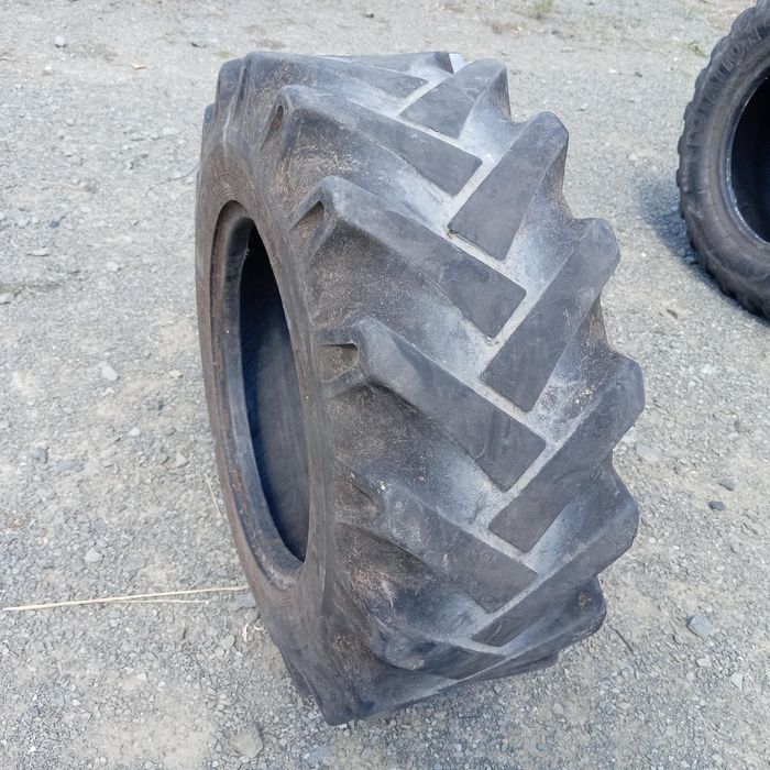 Cauciucuri 10.0/75-15.3 Bkt Anvelope SH PRET BUN LIVRARE, TVA