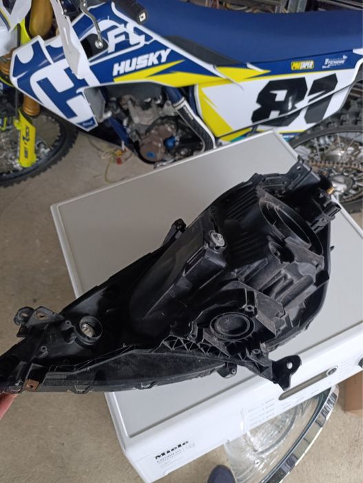 Десен фар за Honda Jazz оригинален