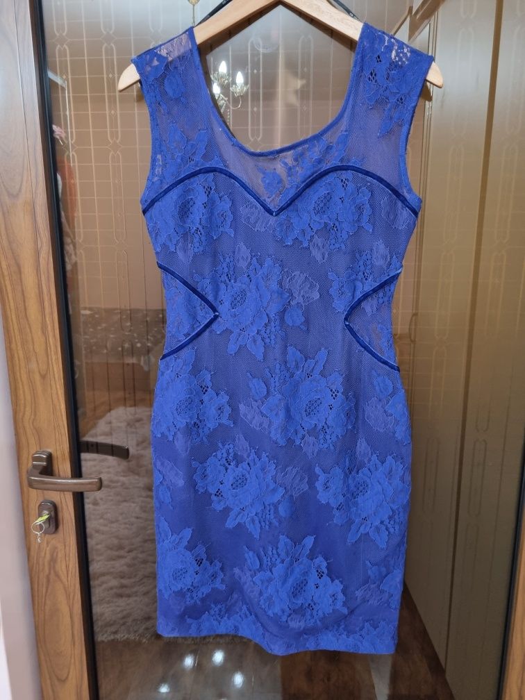 Rochie BSB nouă, de ocazie cu eticheta albastra creion M-L (Zara,Asos)