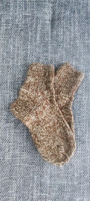 CALTUNI SOSETE DE LANA crosetata manual