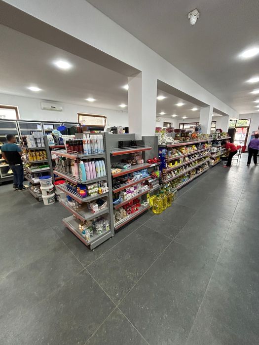 Rafturi pentru magazine