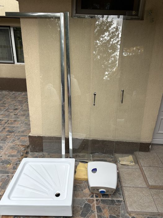 Cadita dus 70x70 plus cabina + rezervor WC