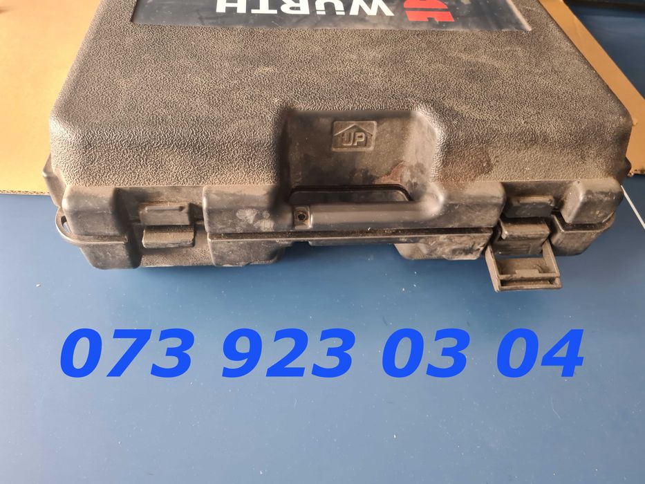 Max GS 738 C pistol batut cuie beton Paslode