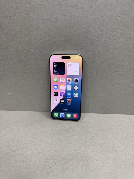 Продавам перфектен iPhone 16 PRO MAX 90 цикъла