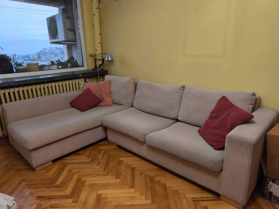 Ъглов разтегателен диван, 400лв