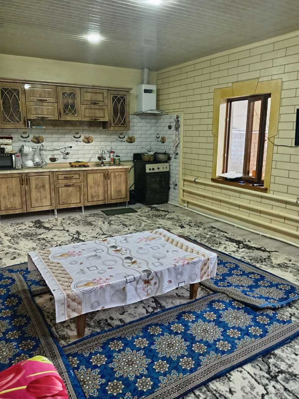 Toshkent tumani Novoiyda Uy sotilad