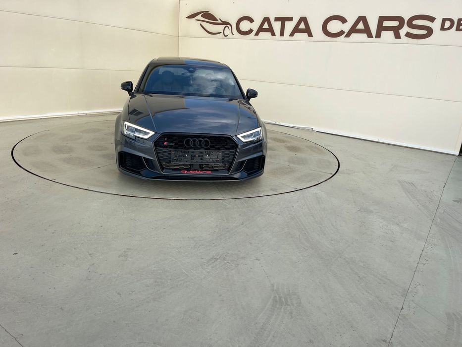 Audi RS3 Audi RS3, 400CP, Matrix, Panoramic, Keyless, Distronic, B&O, Camera