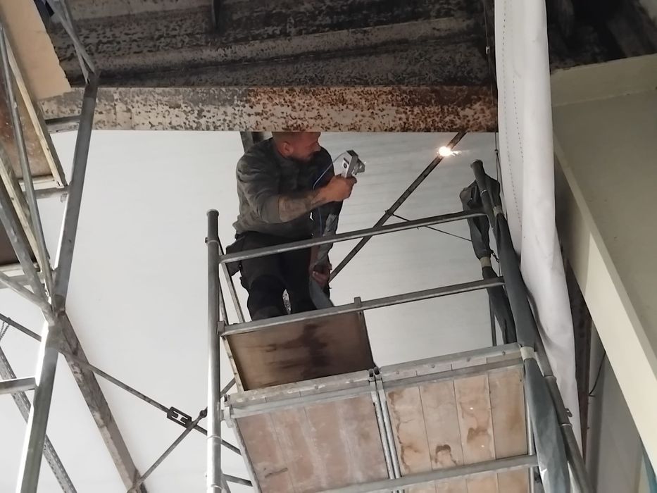 Sablari cu laser profesionale si vopsit structuri metalice