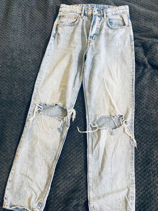 Дънки GUESS ZARA Calvin Klein Jeans Bershka Reserved