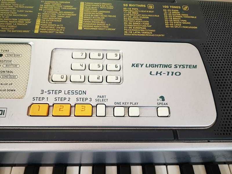 Синтезатор клавир CASIO LK-110 пиао със светещи клавиши 5 октави
