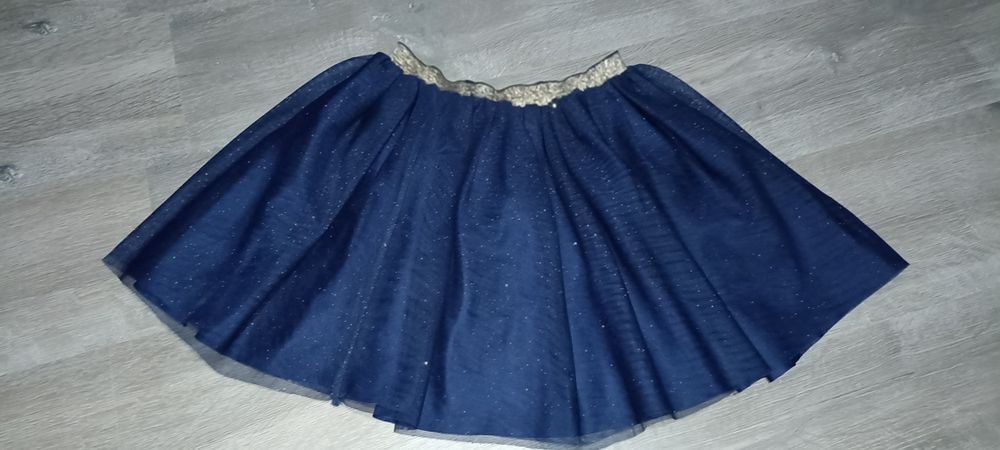 Рокля и пола за сладки принцеси