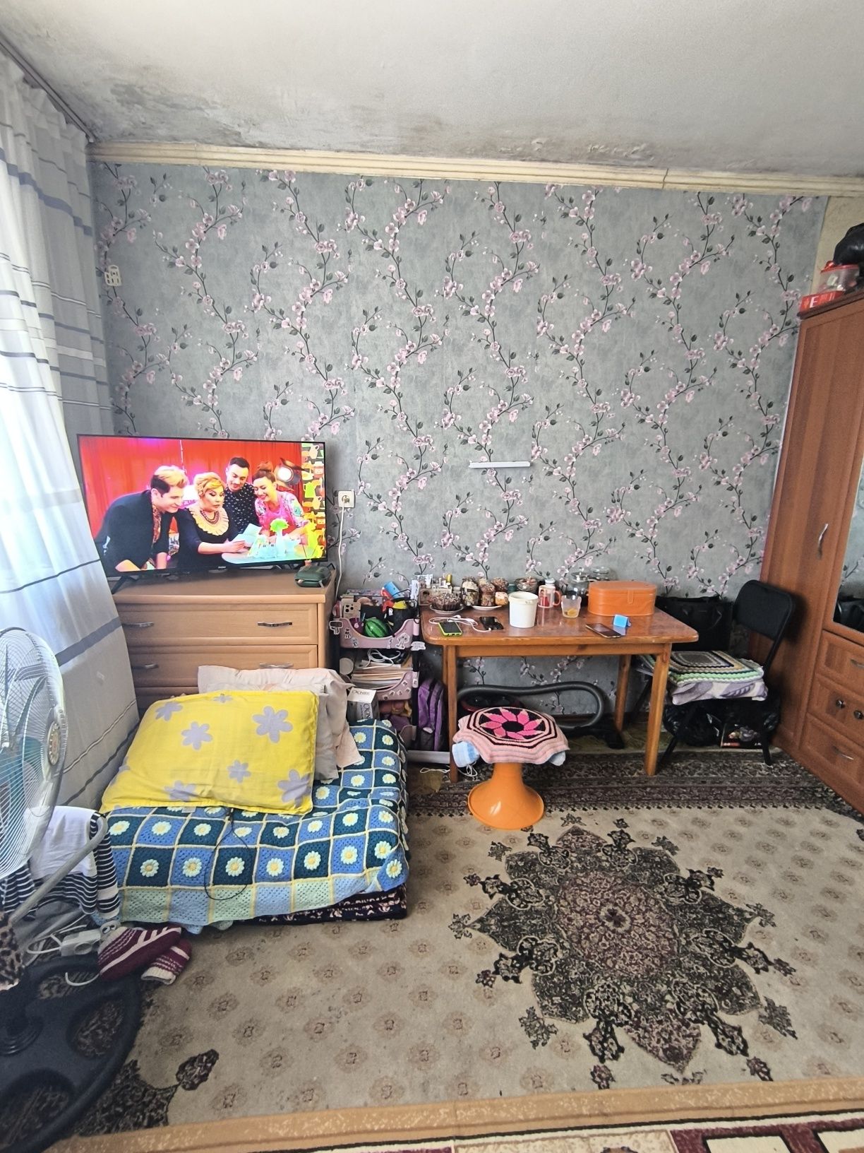 2 х комнатную квартиру. 4/4. Не торец . 3 квартал ЧИЛАНЗАР.балкон 3 на