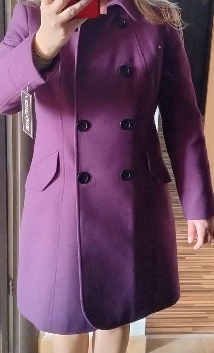 Palton NOU  100% fabricat in Romania - marime 42