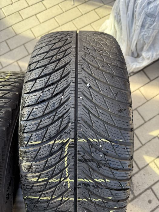 Anvelope 235 45 18 Michelin iarna 2022