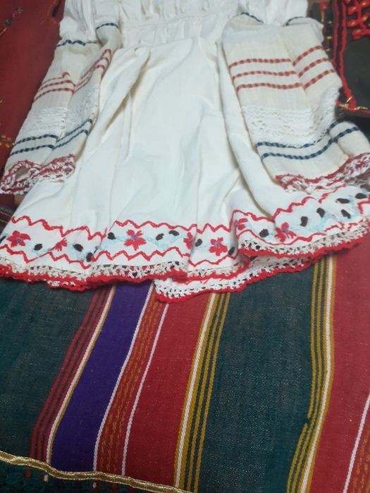 Стари  и автентични  части за носии