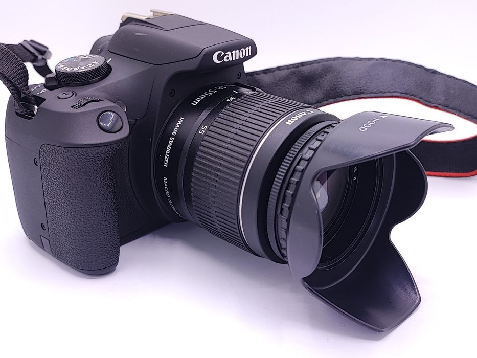 Aparat foto DSLR Canon 2000D + obiectiv, Garantie 24 luni | #D86100