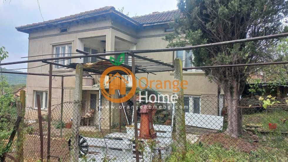 Продава се Къща в с. Оброчище, Област Добрич - 140 кв.м за 393 €/кв.м - Снимка #2