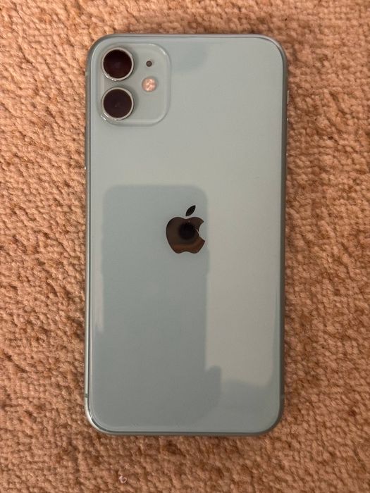 Срочно продаётся Iphone 11